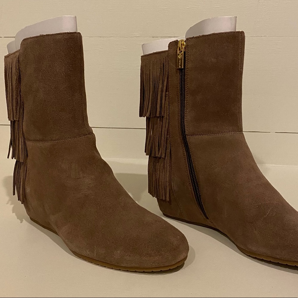 Isola Tricia Havana Brown Boot 7.5 M (never worn)